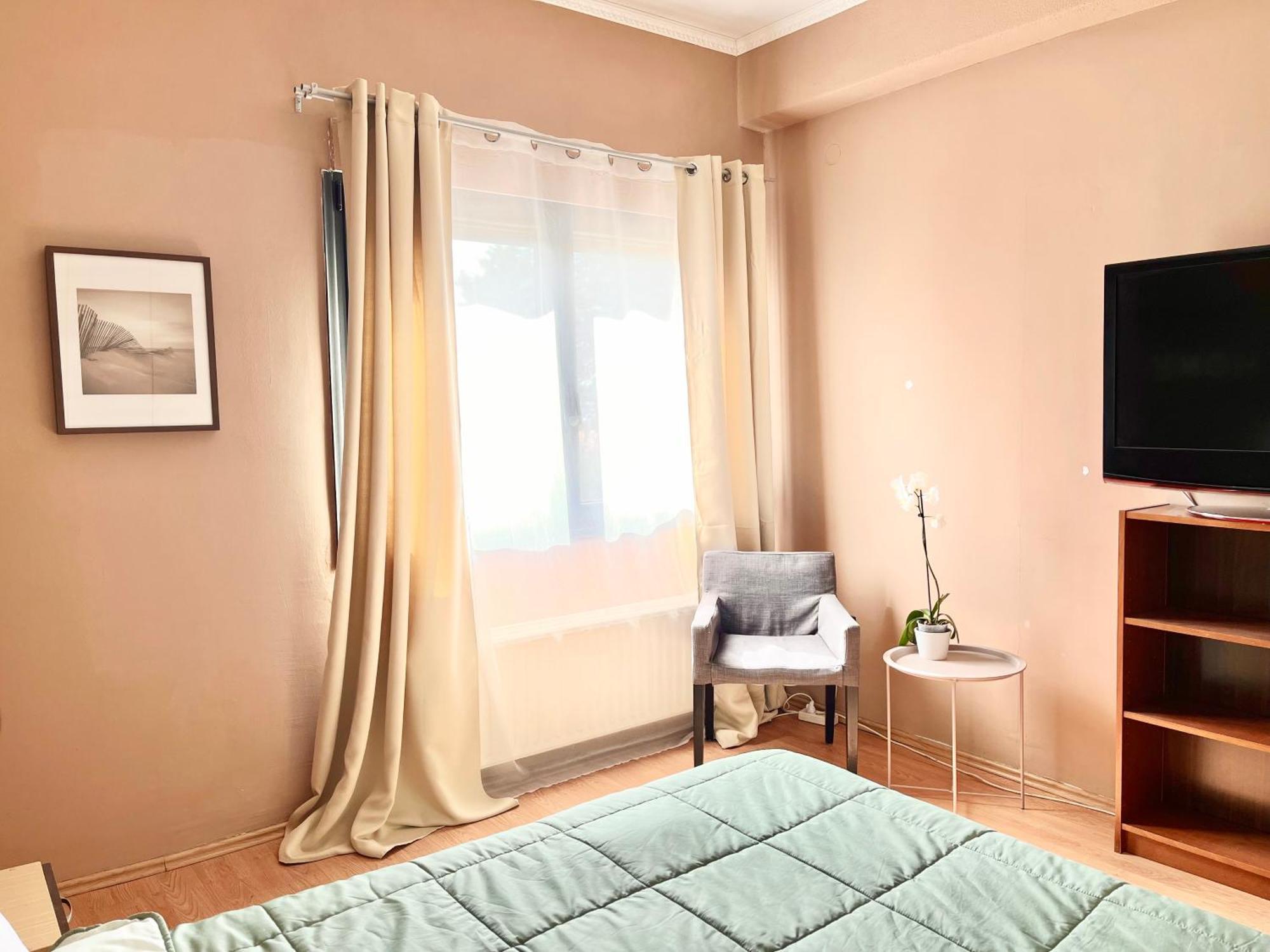 Crystal - Apartment With Garden & Parking Komotini Exterior foto